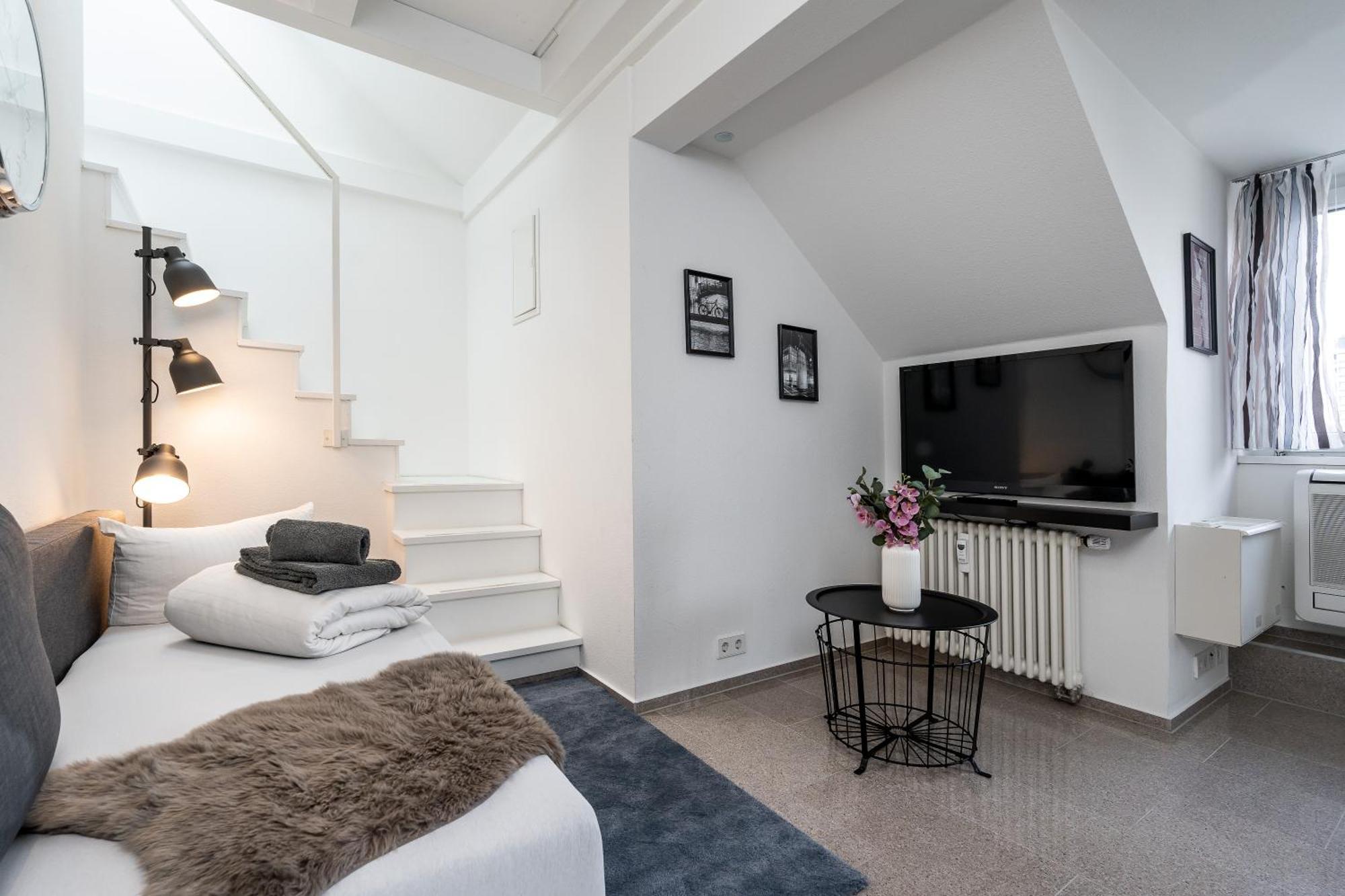Wohnen Auf Zeit - Innenstadt-Appartements Freiburg im Breisgau Bilik gambar